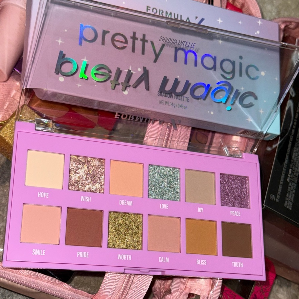 Pretty Magic Eyeshadow Palette - Purple, Gold, and Brown